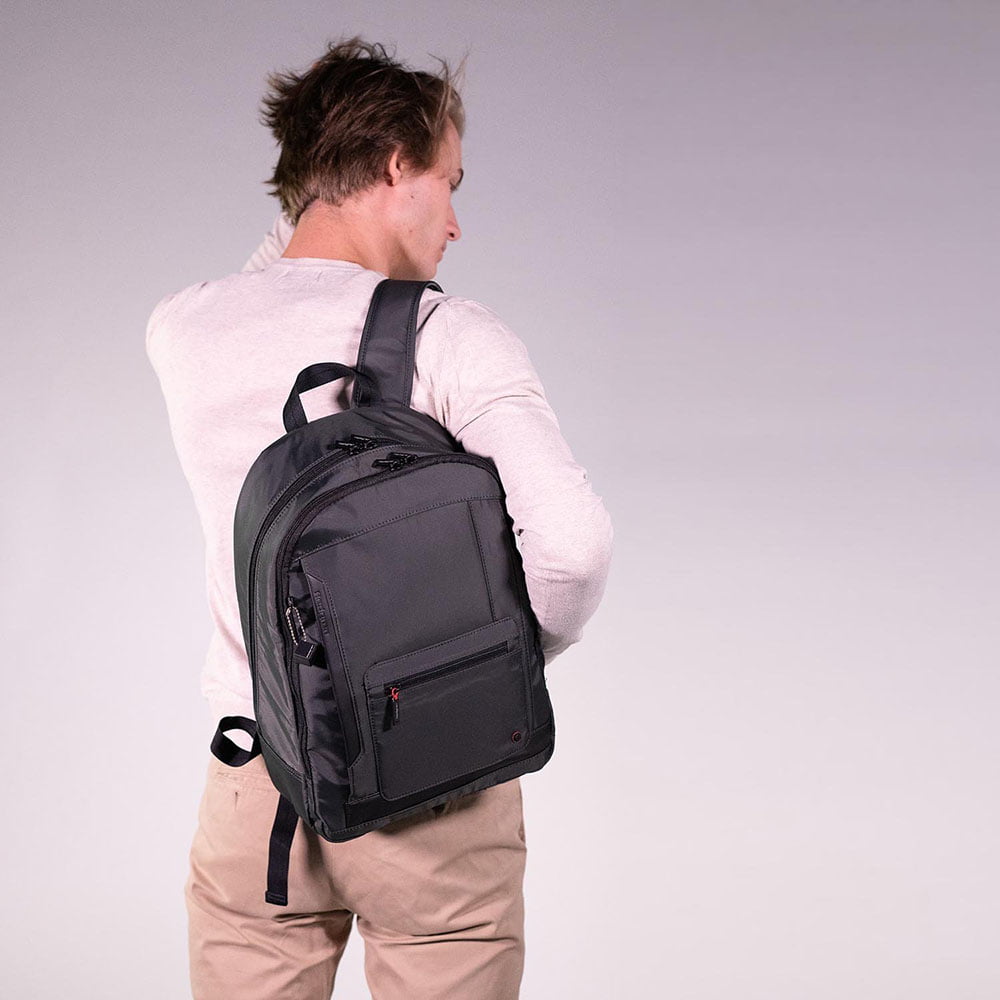 Рюкзак для ноутбука Hedgren HZPR10L Zeppelin Revised Extremer Backpack 15.6″ RFID
