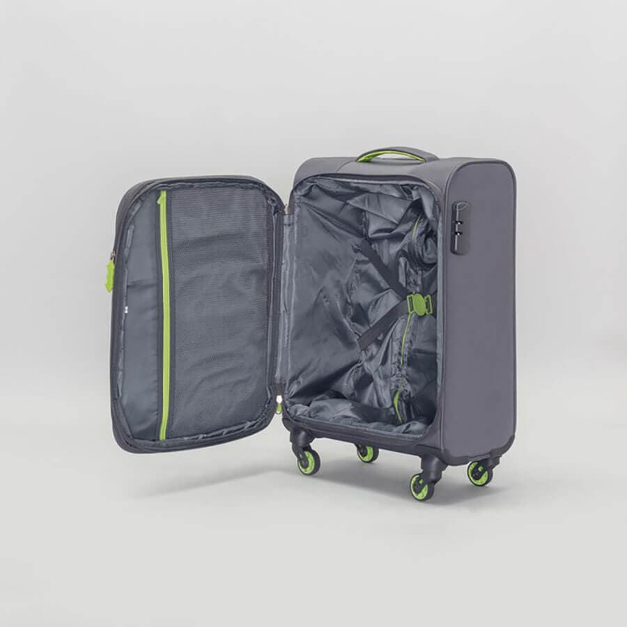 Чемодан на колёсах 4 Roads GM16065w 19″ Spinner 55 см Expandable