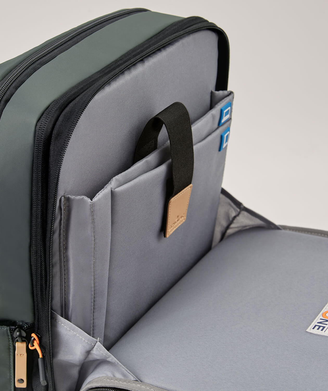 Рюкзак для ноутбука Echolac CKP658X Day One Backpack 14″