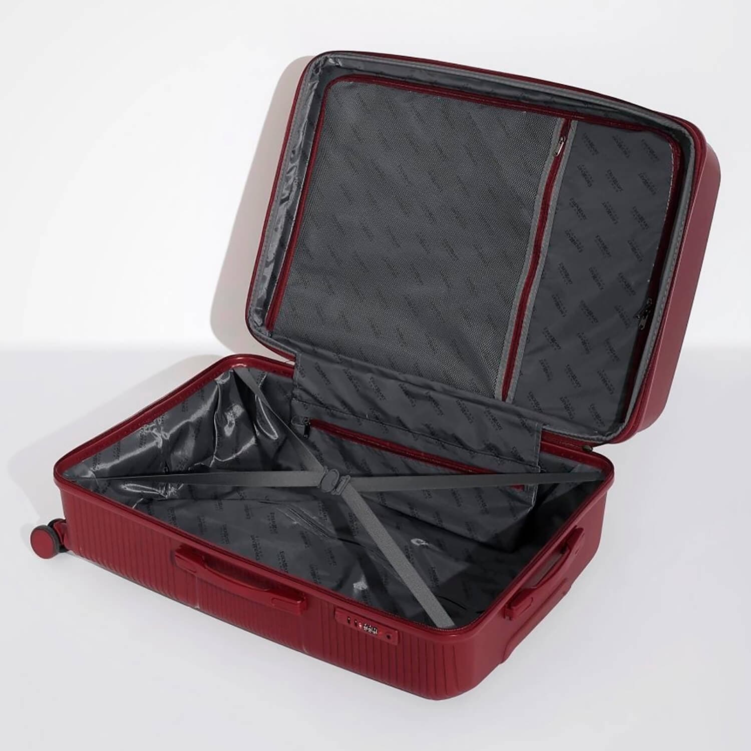 Чемодан Eberhart 49M*428 Miracle Spinner L 77 см Expandable