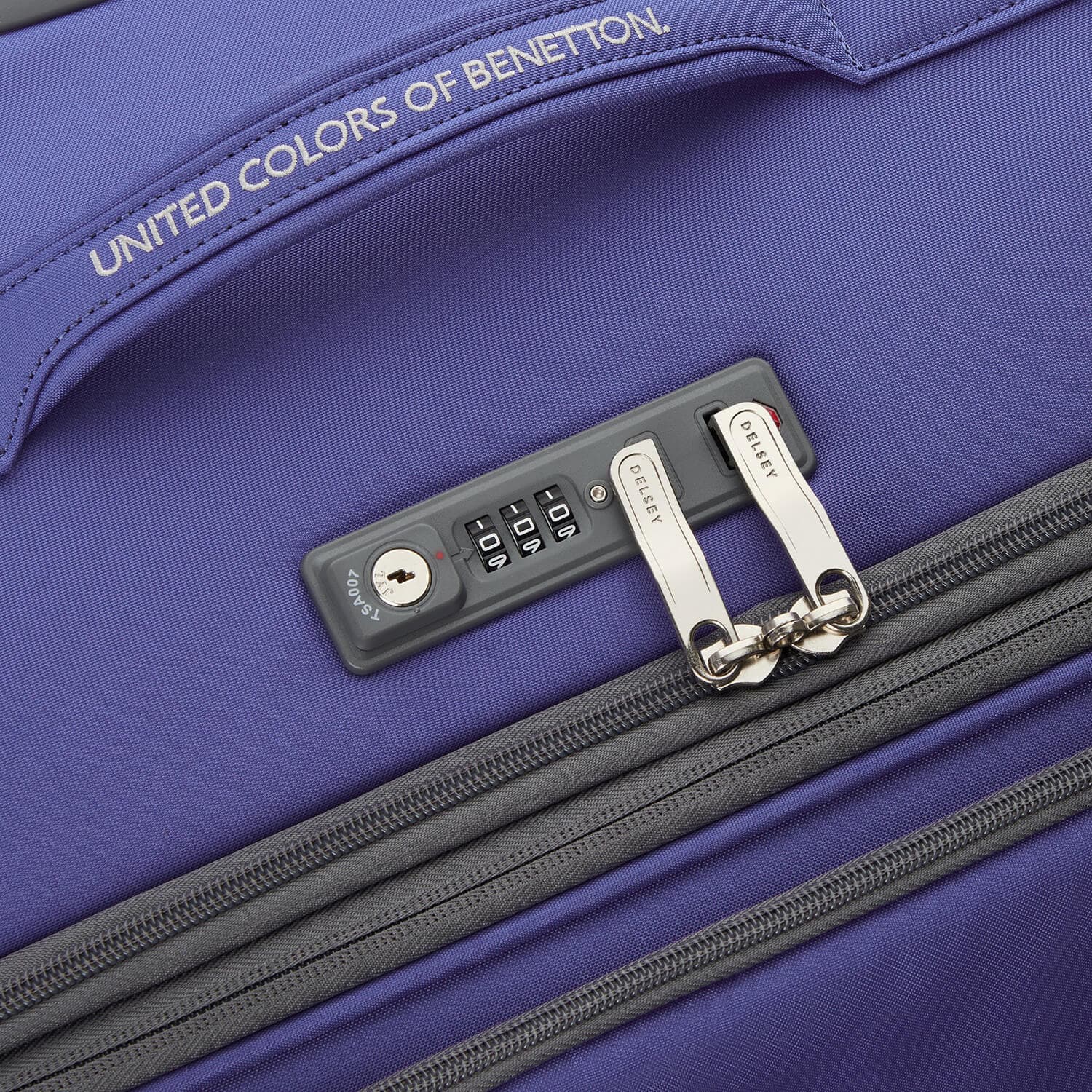 Чемодан Delsey B03767810 UCB Softside Trolley M 65 см Expandable