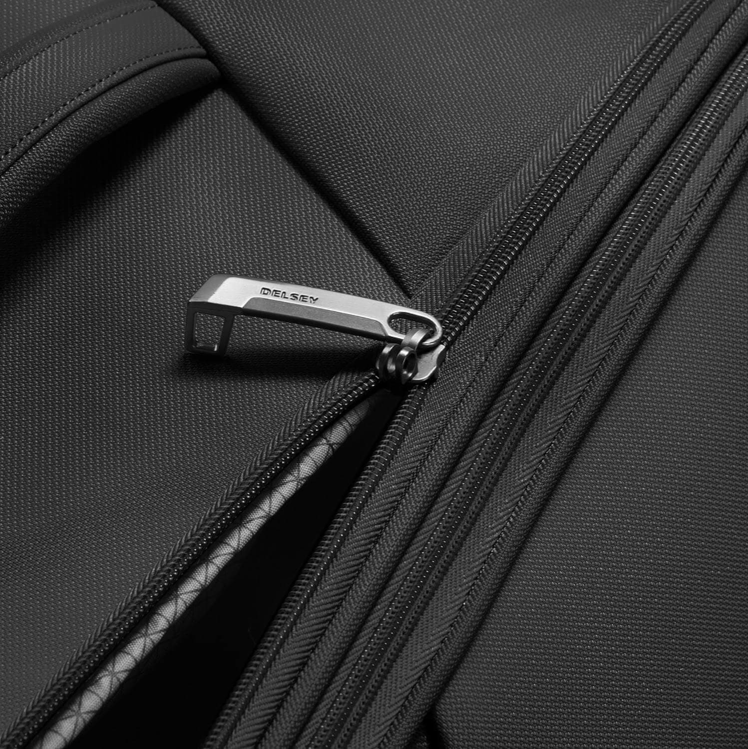 Чемодан Delsey 003909830 Maringa 4W Trolley Case XL 81 см Expandable