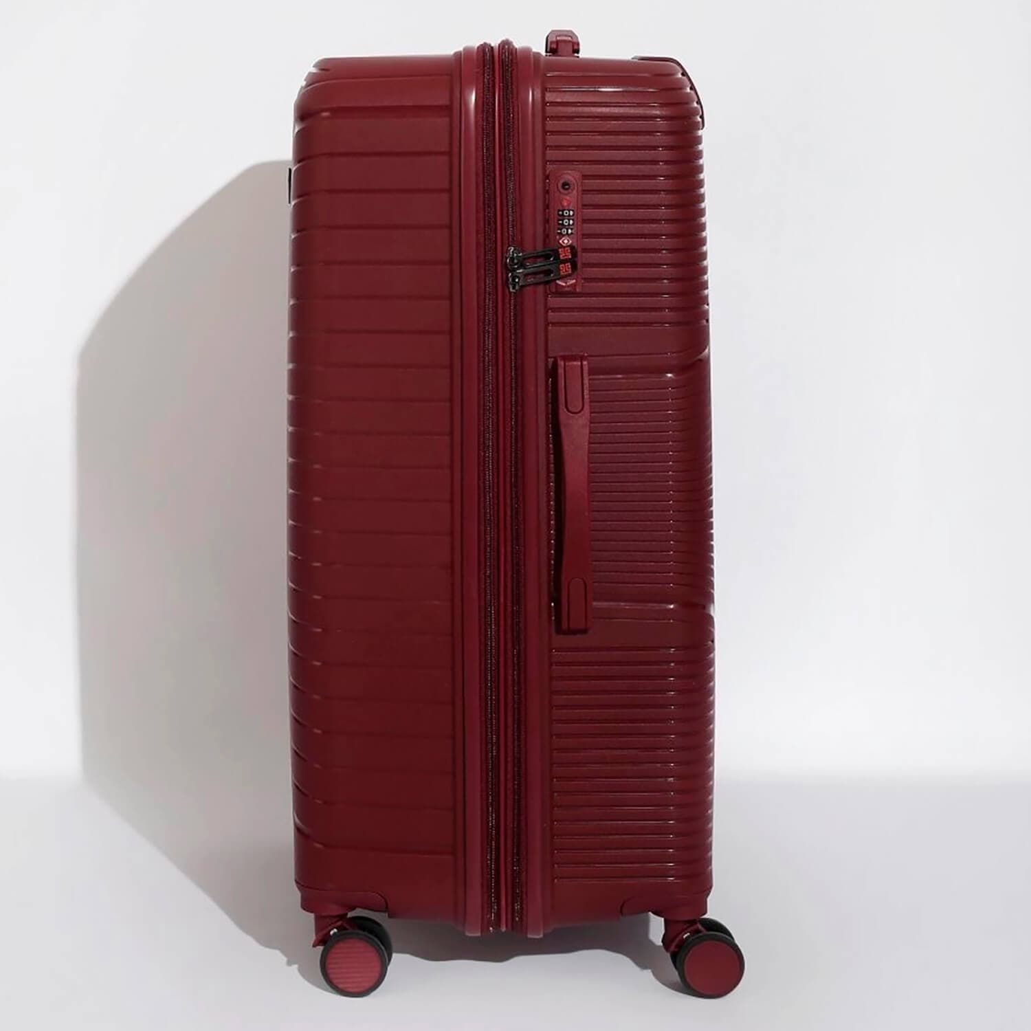 Чемодан Eberhart 49M*428 Miracle Spinner L 77 см Expandable