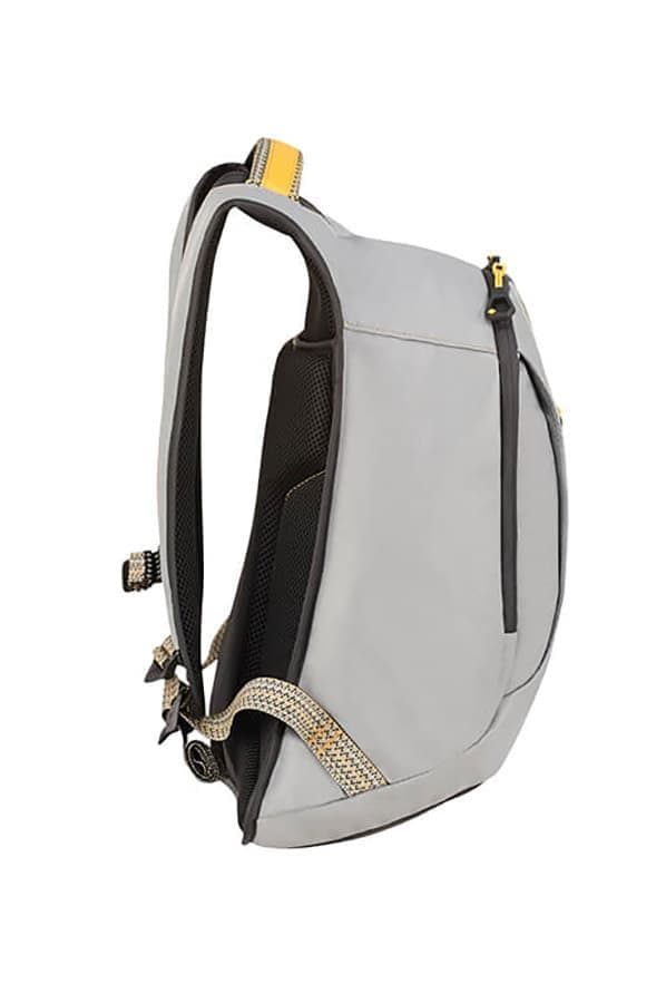 Рюкзак Samsonite 01N*001 Paradiver Light Backpack M 10.1″