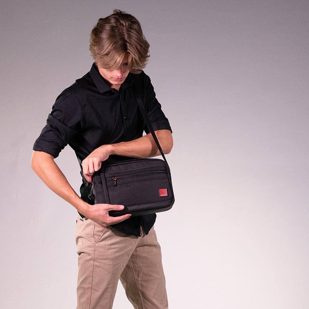 Сумка для планшета Hedgren HRDT02 Red Tag Engine Shoulder Bag 9″