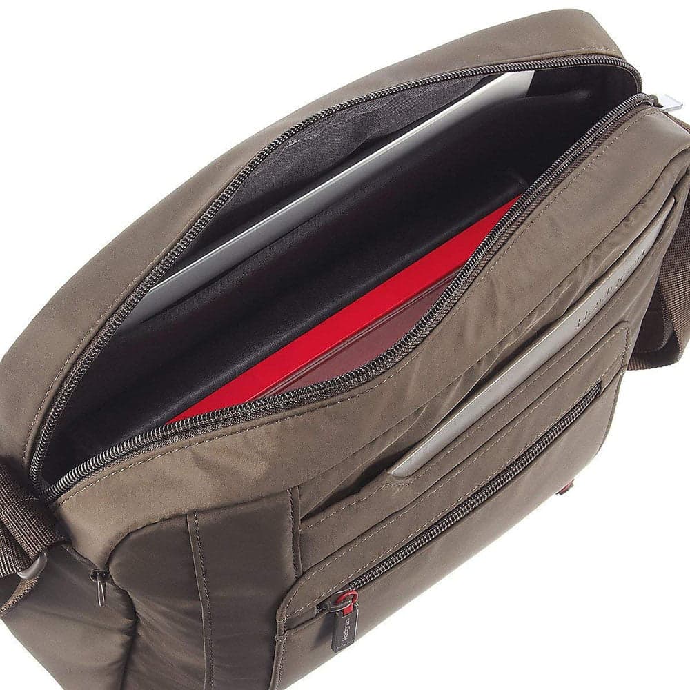 Сумка для планшета Hedgren HZPR02 Zeppelin Revised Extruded Crossover 10″ RFID