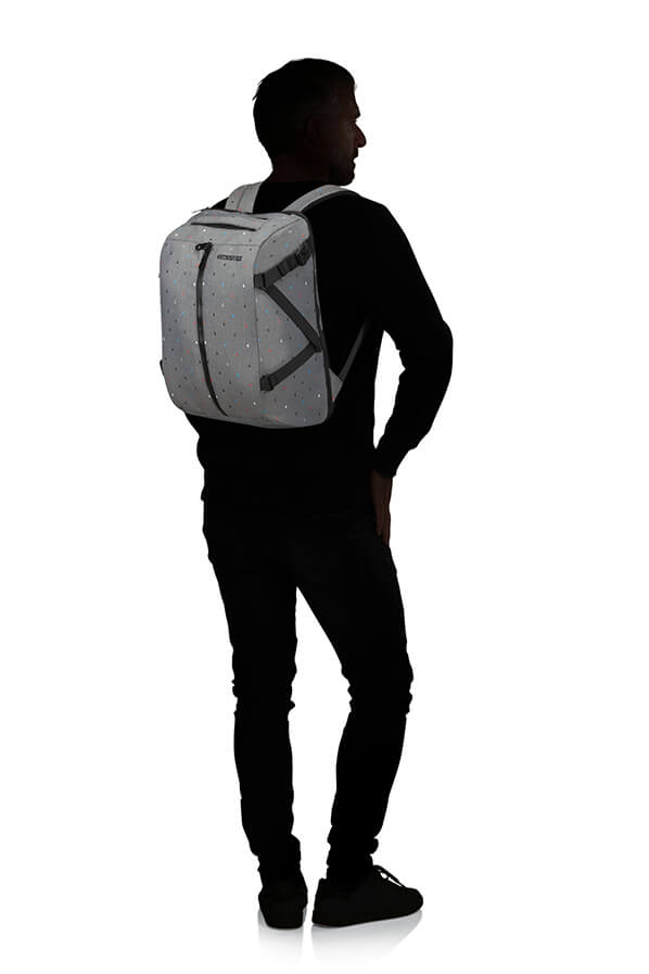 Женский рюкзак для ноутбука American Tourister 91G*002 Take2Cabin Backpack Lifestyle S 14.1″ 91G-92002 92 Triangle Print/Black - фото №5