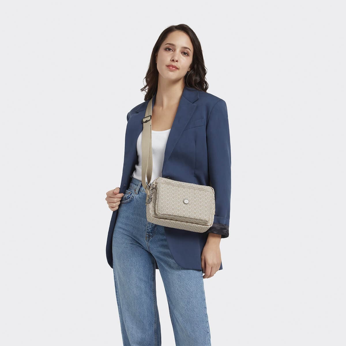 Женская сумка Kipling KI6847R63 Abanu M Versatile Medium Crossbody Signature Beige