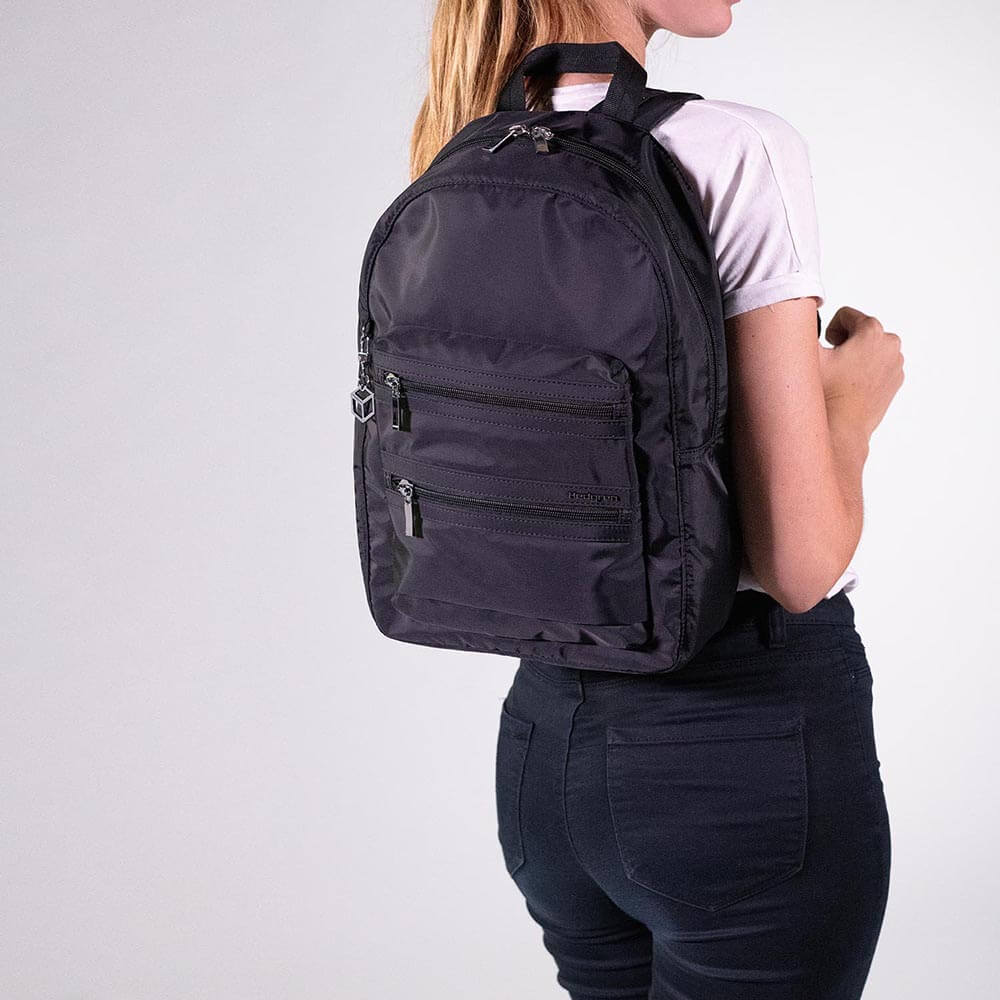 Рюкзак для ноутбука Hedgren HIC398 Inner City Gali Backpack 13″ RFID HIC398/003-03 003 Black - фото №5