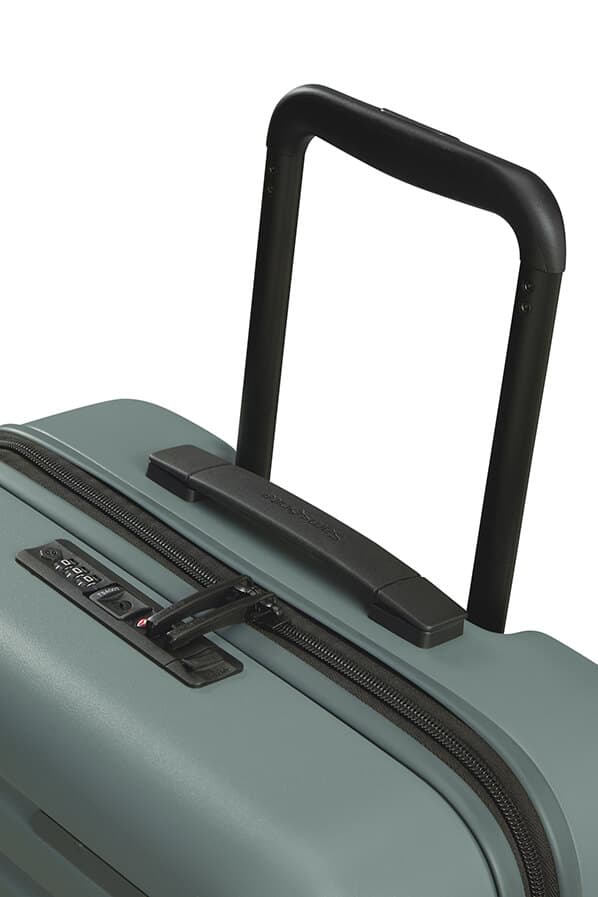 Чемодан на колёсах Samsonite KF1*001 Stackd Spinner 55 см Exp USB