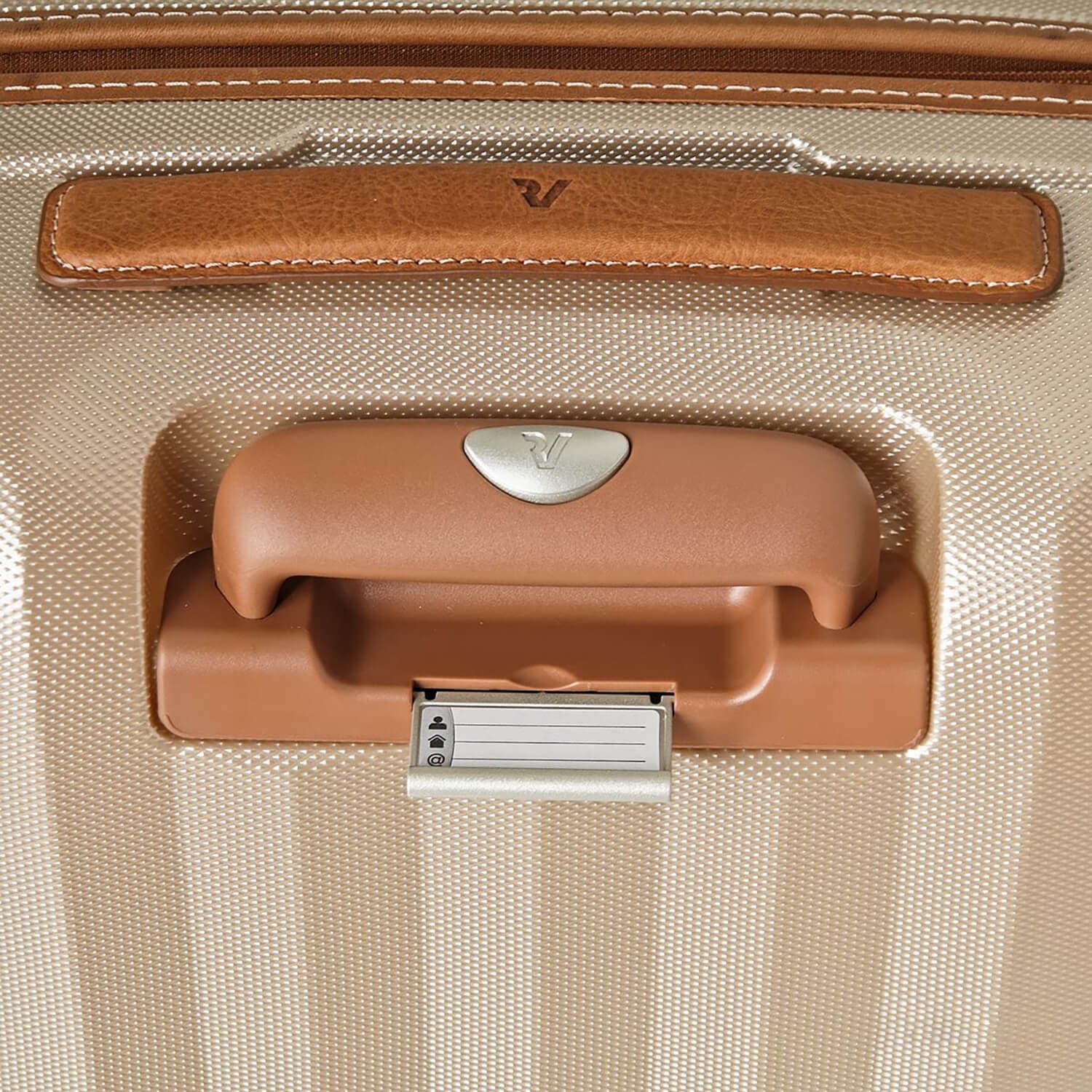 Чемодан премиум Roncato 5212 Uno ZSL Deluxe Medium Trolley 71 см