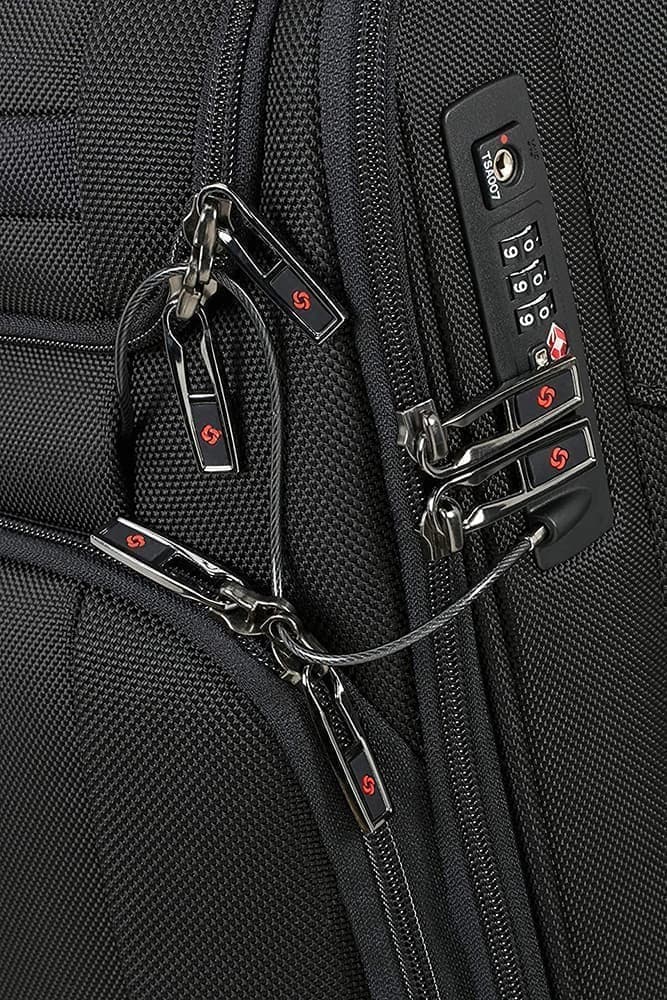 Чемодан Samsonite CG7*024 Pro-DLX 5 Upright Underseater 47 см 15.6″ USB