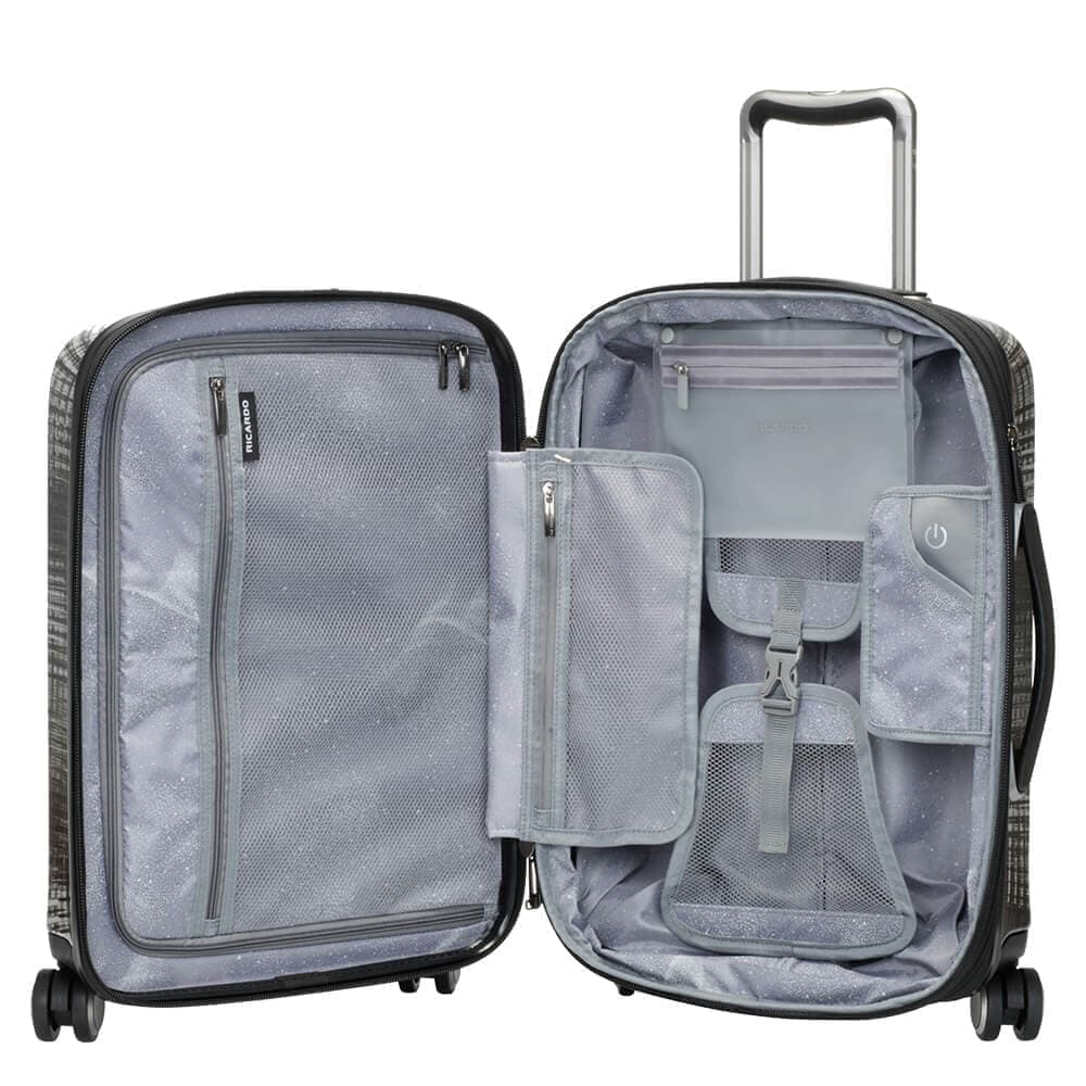 Чемодан Ricardo 109-19*4WB San Clemente 2.0 Spinner 55 см USB