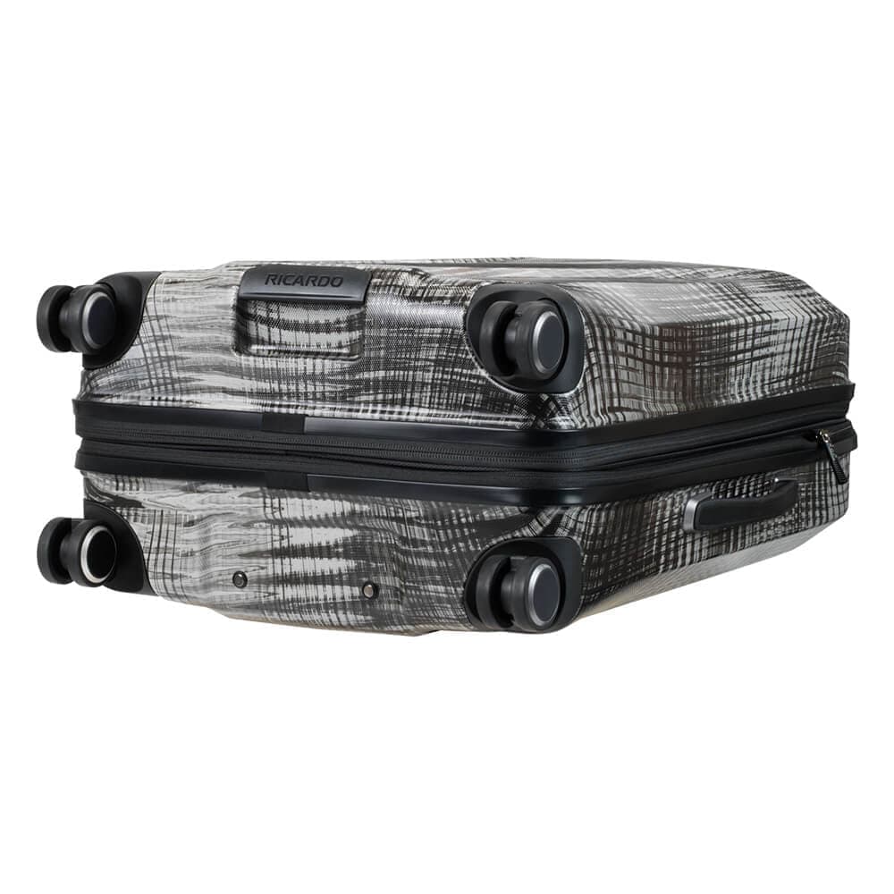Чемодан Ricardo 109-26*4VP San Clemente 2.0 Spinner 70 см Expandable