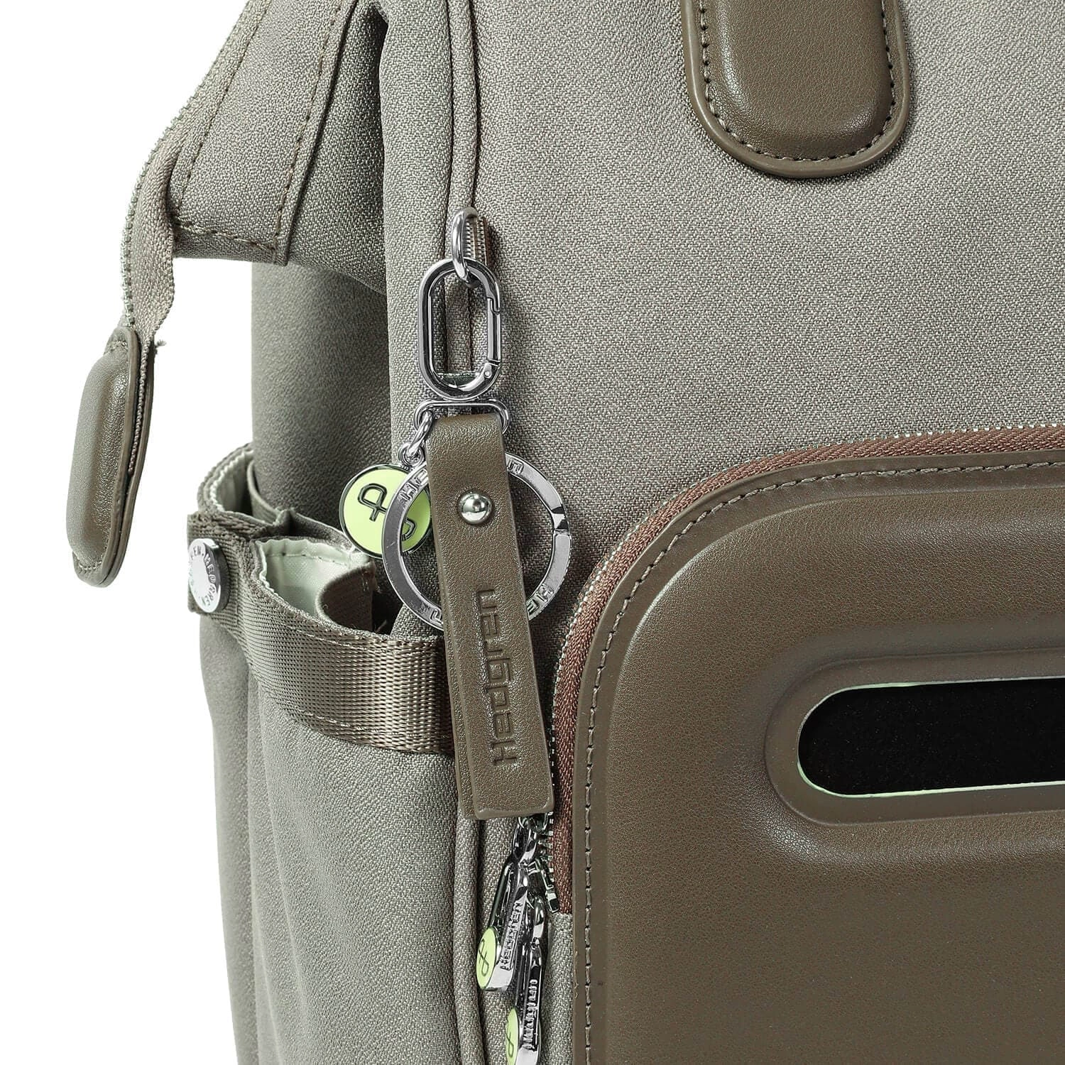 Женская сумка на колесах Hedgren HFIKA12 Fika Venti Rolling Tote RFID 15.6″