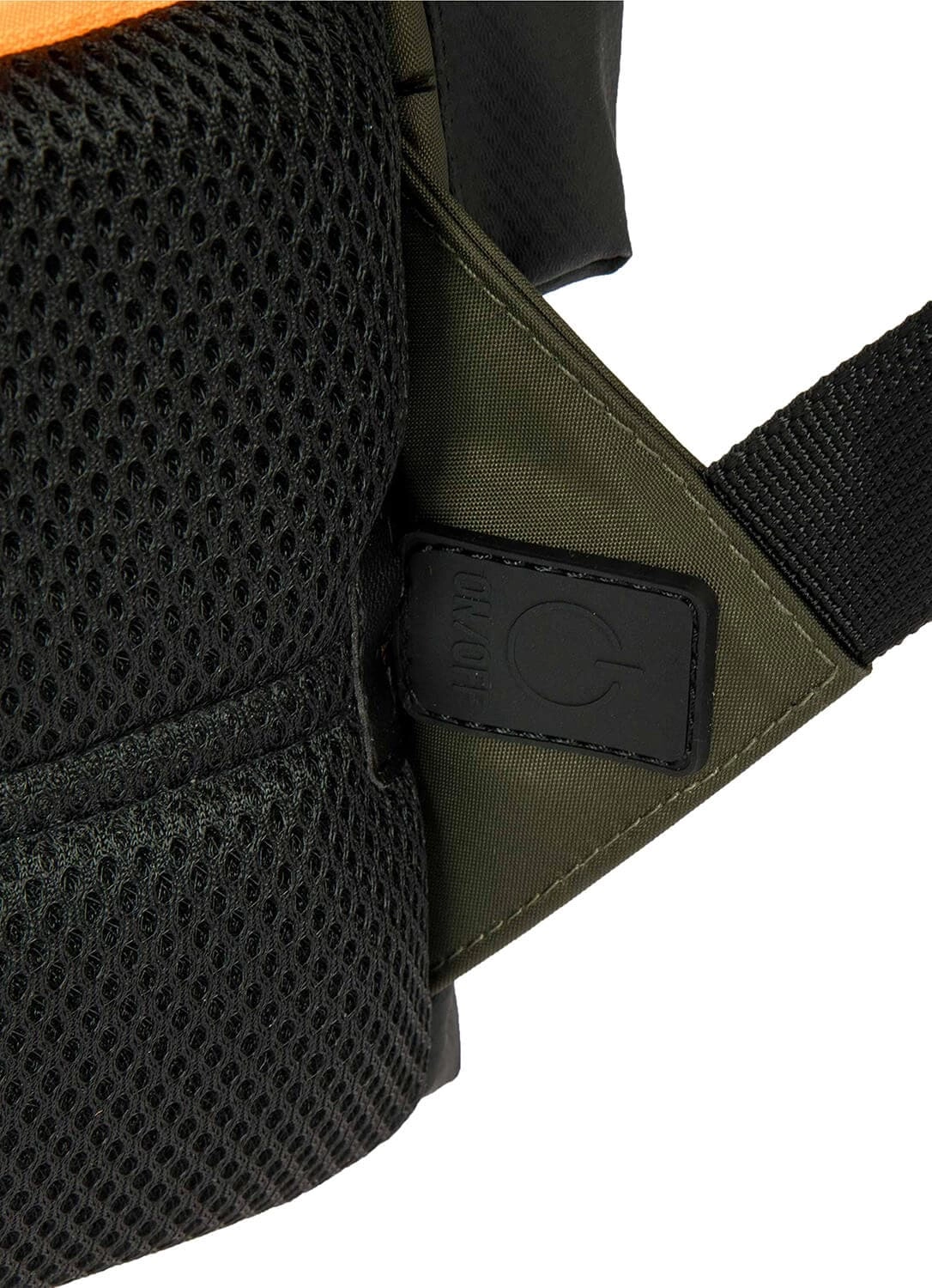 Рюкзак со светодиодной полосой BY by Bric's B3Y04491 Eolo Business Backpack 17″