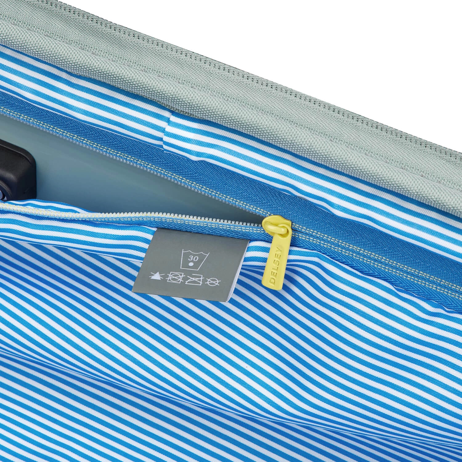 Чемодан Delsey 002800803 Lutece 4DW Slim Cabin Trolley Case S 55 см USB Expandable